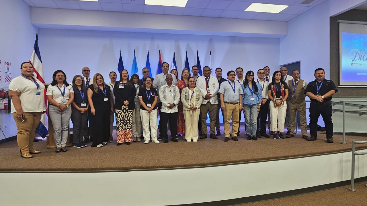 ministro de Salud, Víctor Atallah