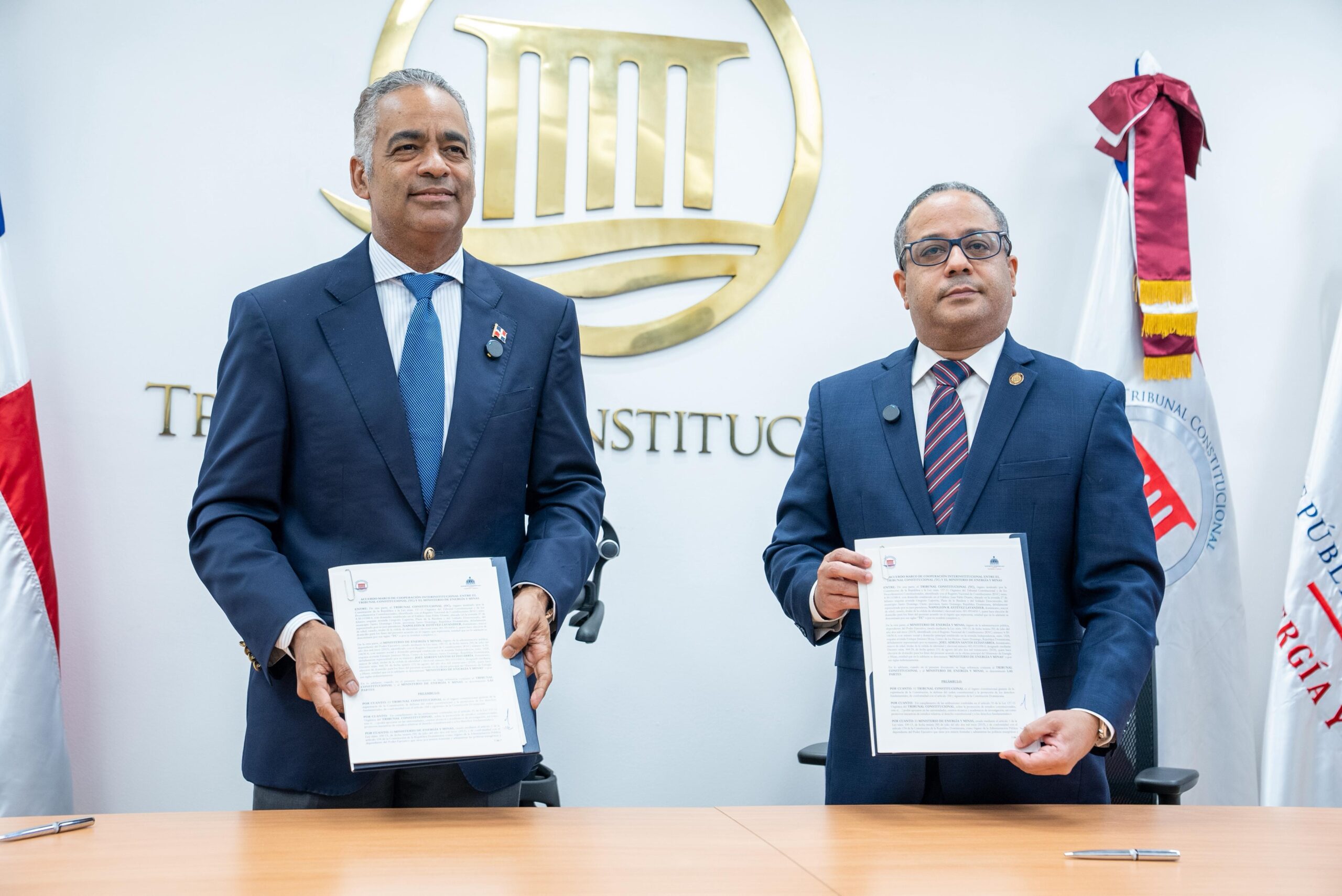 Tribunal Constitucional y el Ministerio de Energía y Minas firman acuerdo de cooperación interinstitucional