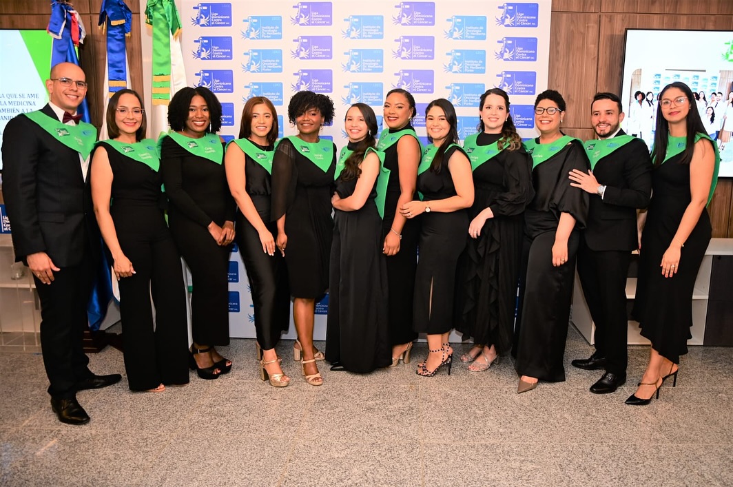 Esta semana, la Escuela Nacional del Instituto Oncológico Dr. Heriberto Pieter celebró la gradua