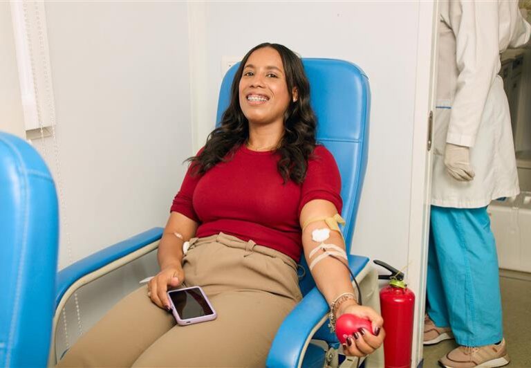 Motor Crédito realiza jornada de donación de sangre en apoyo a niños con cáncer