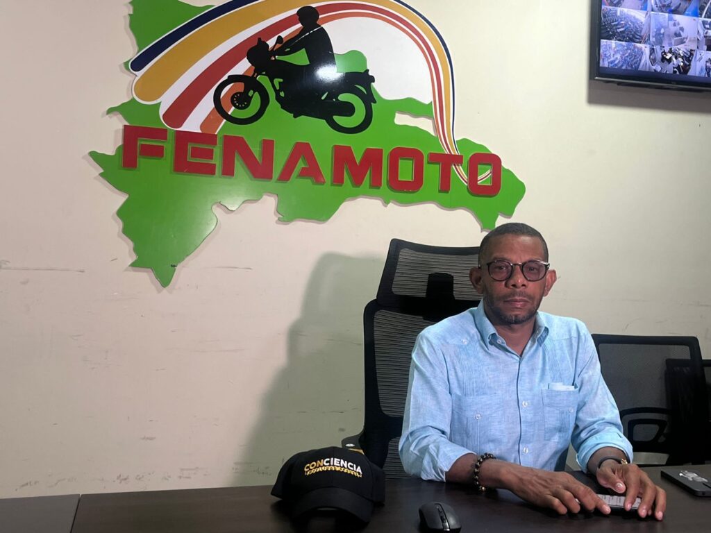 Fenamoto solicita colaboración a Embajada de EE.UU. para mejorar educación vial