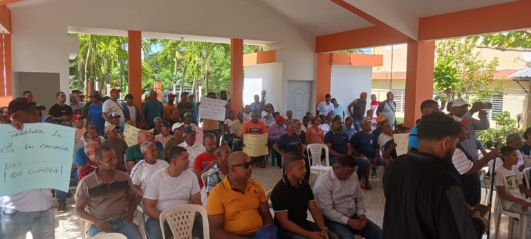 Comunitarios de Santa Ana amenazan con radicalizar lucha a favor de construcción de puente y carretera