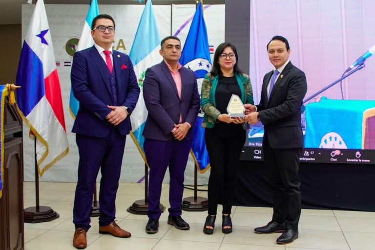 Jesús Batista Suriel plantea su visión para combatir la tuberculosis en Centroamérica