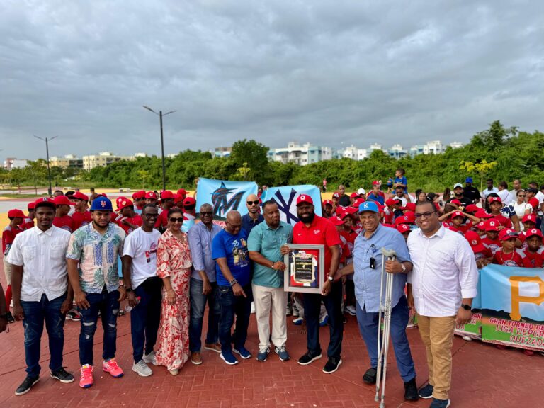 Liga Deportiva Quezada inaugura su 9no Torneo de Verano 2025