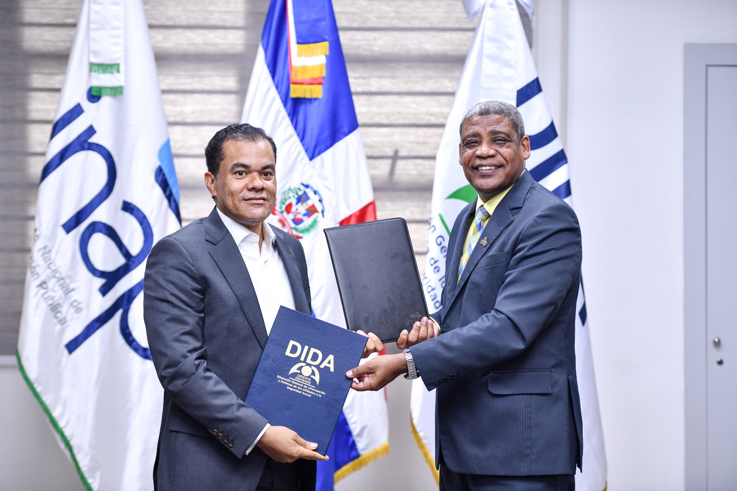 DIDA y INAP firman acuerdo de colaboración para formación de servidores públicos en seguridad social