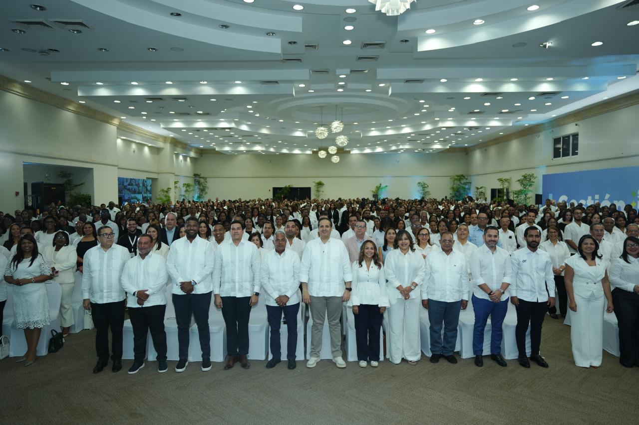 Víctor Atallah presenta “Más Gestión”: un espacio para reconocer los avances del Ministerio de Salud y su equipo humano.