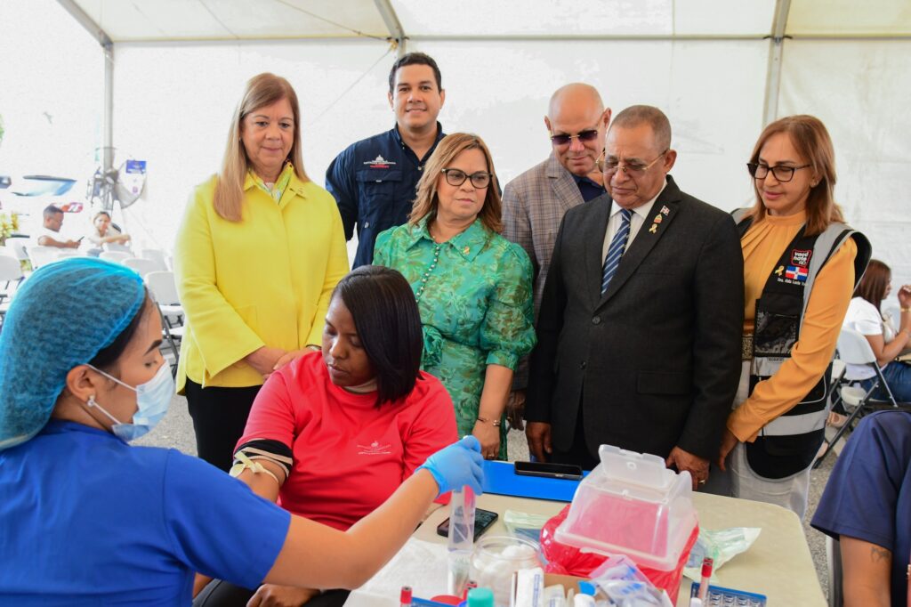 MSP presenta simposio sobre avances de la hepatitis; realiza pruebas y jornada de vacunación
