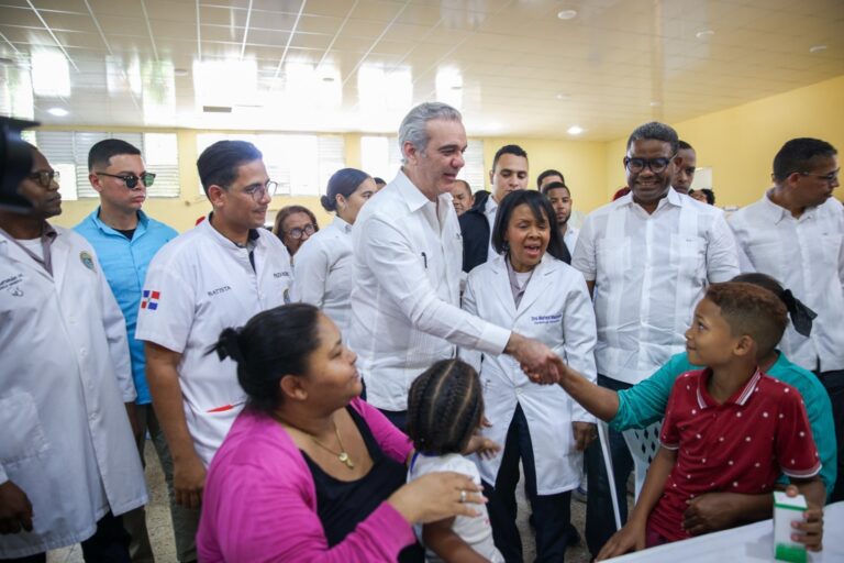 Abinader entrega Unidad Traumatológica en la provincia La Altagracia