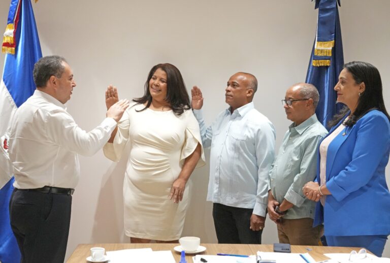 SNS designa nuevos directores y subdirector en hospitales del país