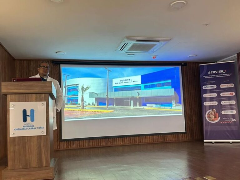 La Sociedad Dominicana de Angiología y Cirugía Vascular agradece al Hospital Regional Universita (2)