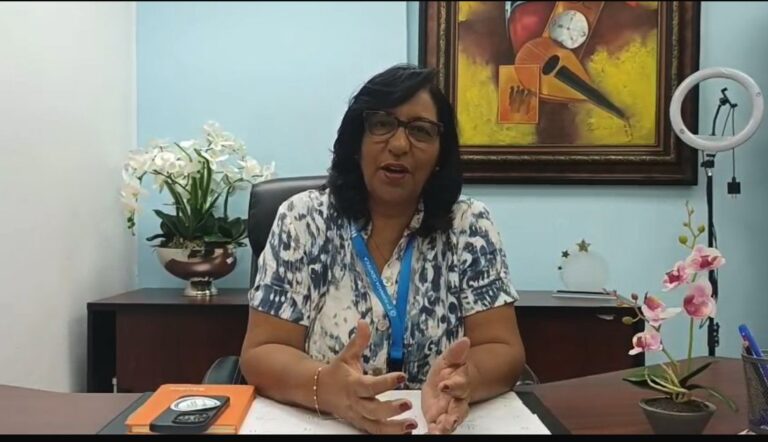 doctora Mabel Jones
