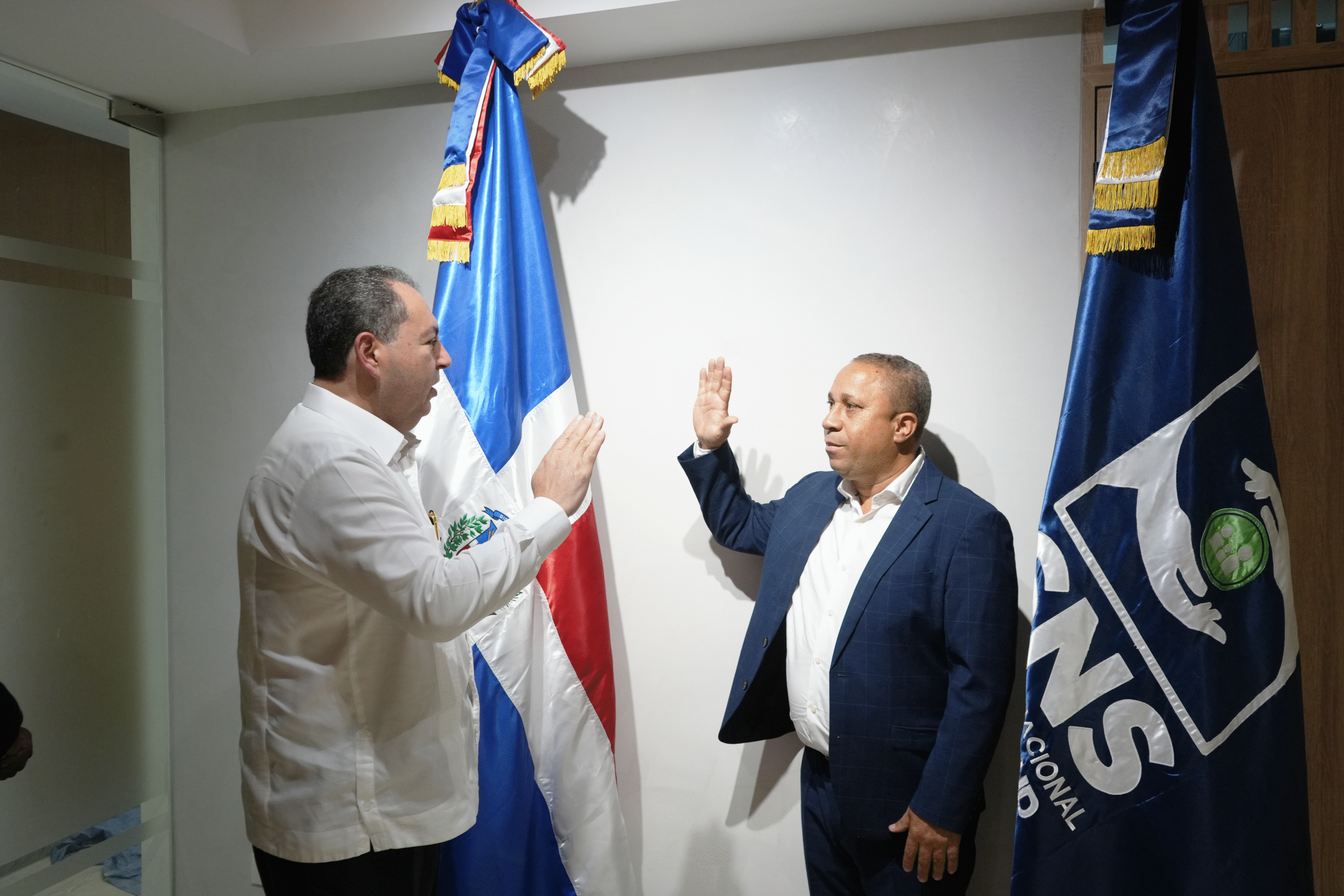 Alfonzo Herasme Trinidad asume Dirección de Atención Primaria del SNS