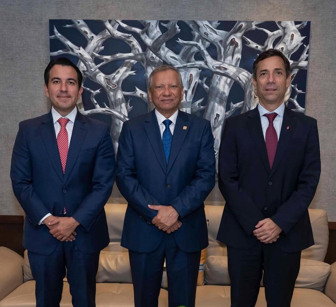Banreservas, el doctor Leonardo Aguilera,