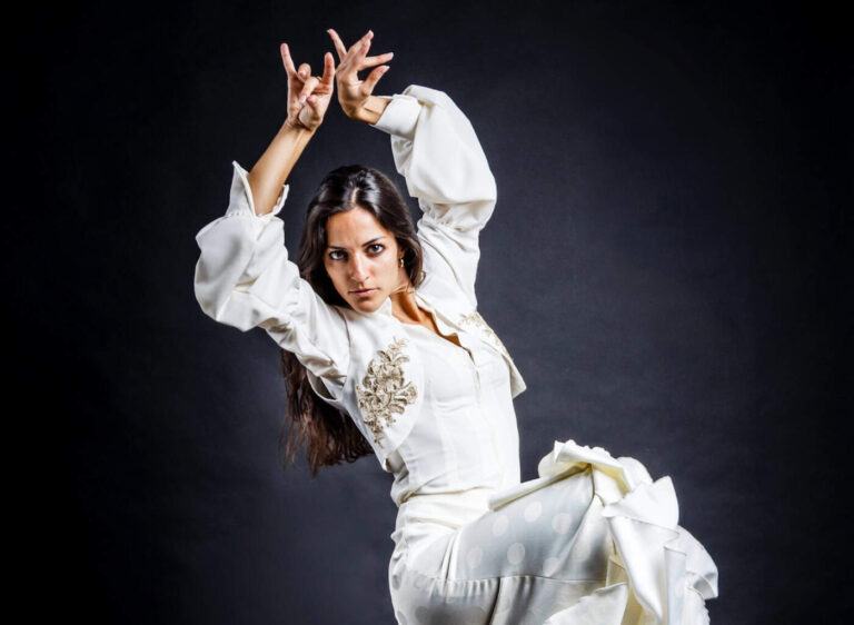 Patricia Donn bailará con trajes de Oscar de la Renta en la Gala Estrellas de la Danza Mundial