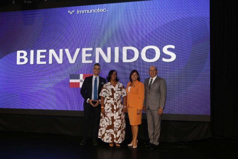 Raúl Tufik, Beatriz Martínez, Soraya Aguiar y Ricardo García Pelayo.