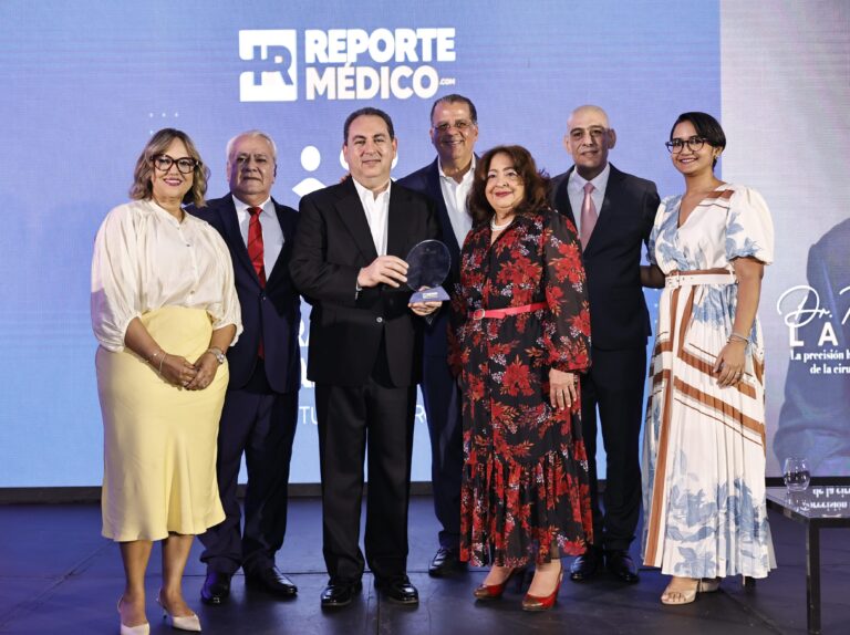 recibe  reconocimiento en Foro de Salud 2025