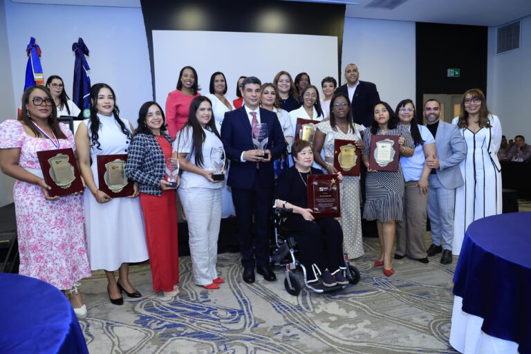 SNS reconoce hospitales por excelencia servicio nutrición clínica