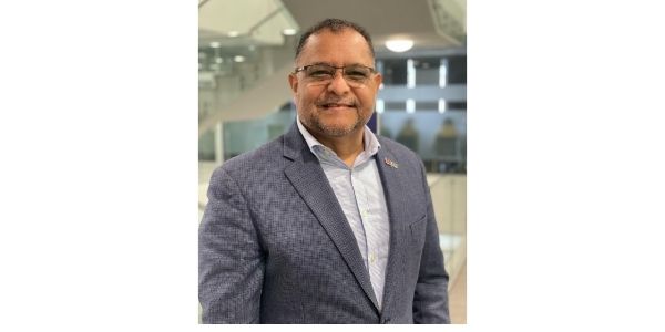 Edwin de la Cruz, periodista y abogado