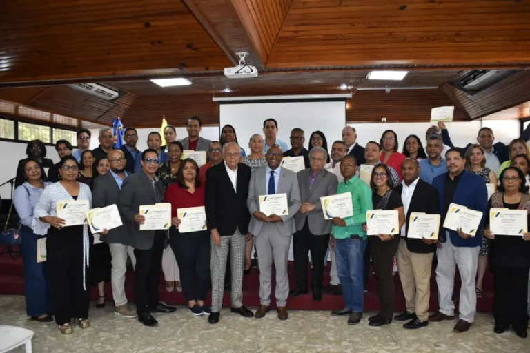 Santo Domingo RD 22 de Noviembre del 2025Nota de Prensa CONSEJO NACIONAL DEL CMD PROCLAMA AL DR