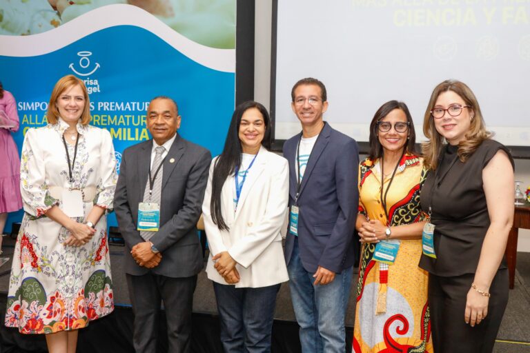 Simposio de Fundación Sonrisa de Ángel reúne a nueve especialistas en salud neonatal y materna