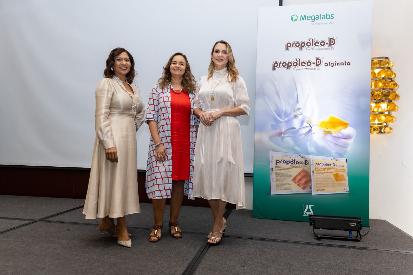 Megalabs y Laboratorios Apiter presentan innovadora línea Propóleo D para el cuidado avanzado de heridas