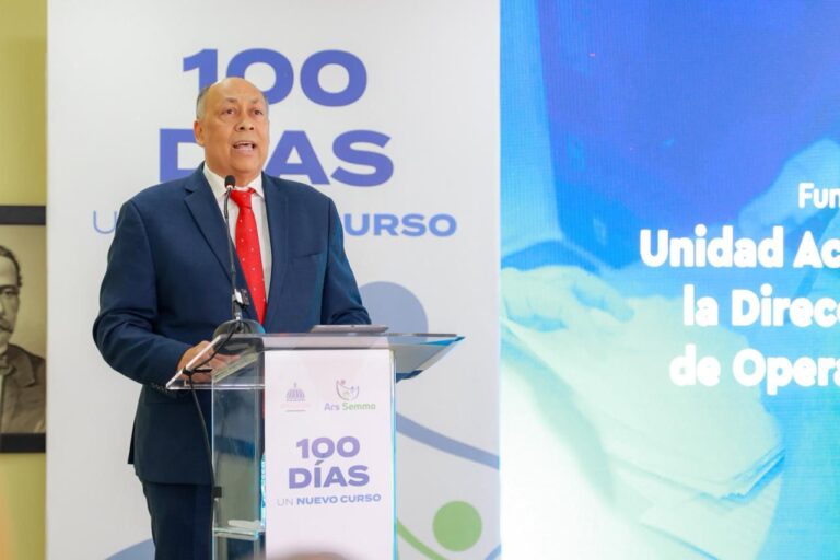 Doctor Luis René Canaán presenta primeros 100 días de avances en ARS SEMMA 55.01 PM (1)