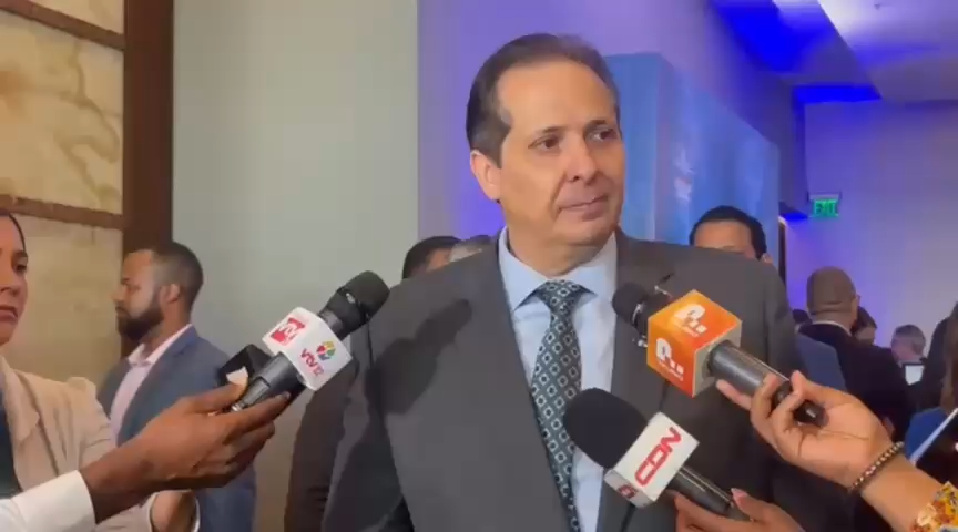 Ministro de Salud se muestra a favor de acciones de las autoridades en caso SeNaSa