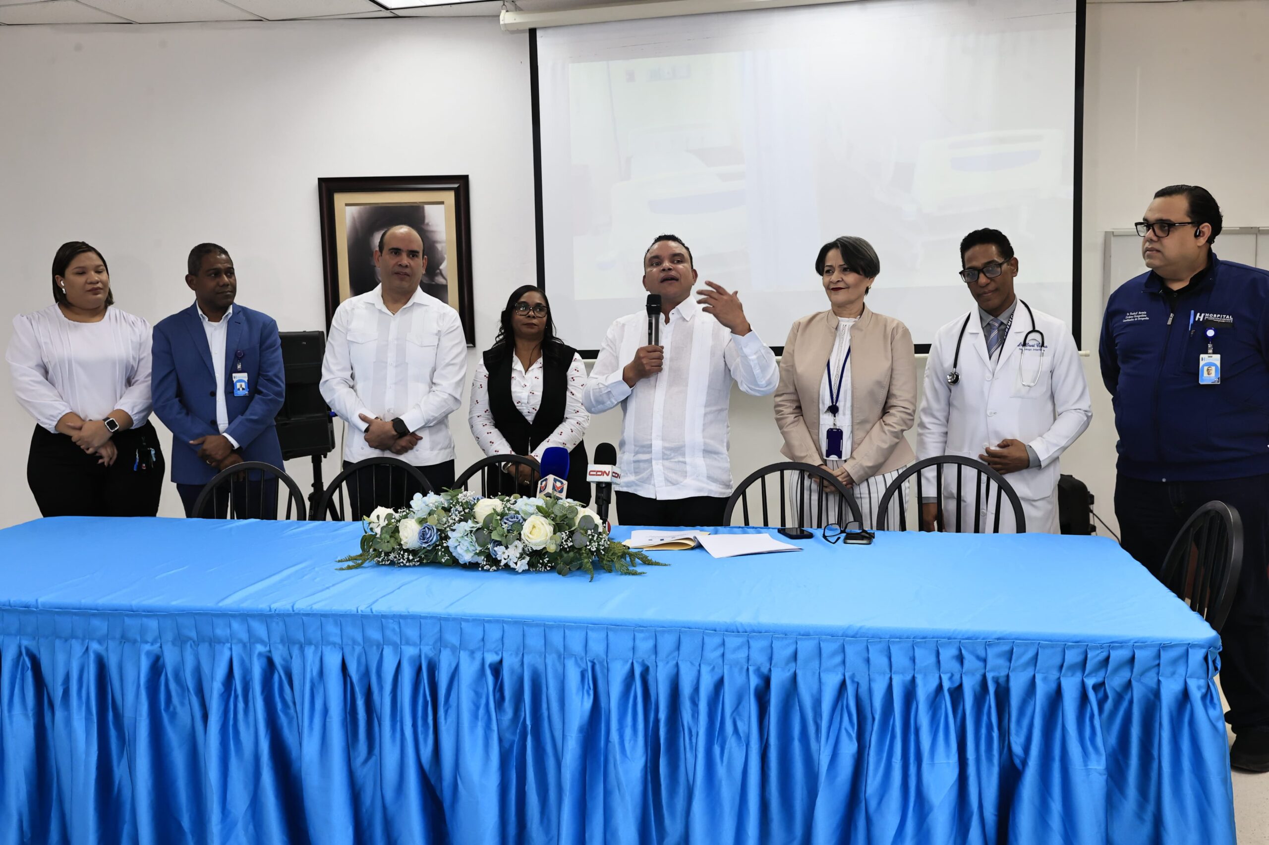 Doctor Julio Landrón deja excedentes de más de RD$300 millones en el Ney Arias Lora