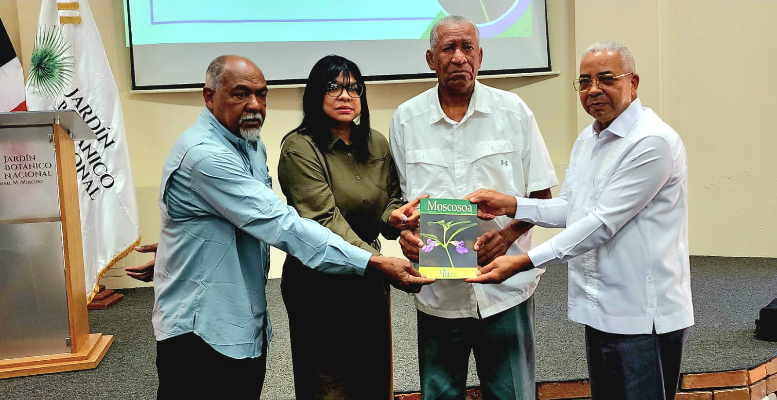 Teodoro Clase, Nurys González, Agustín Peguero y Pedro Suárez