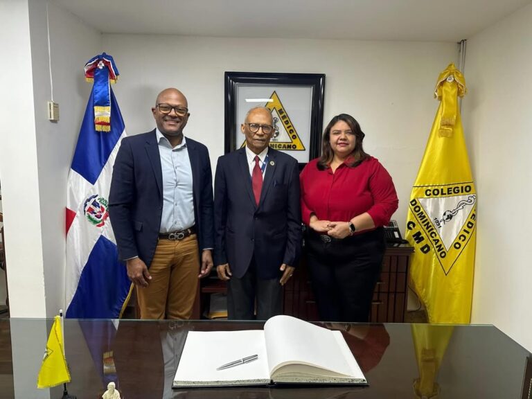 Colegio Médico Dominicano recibe visita de cortesía del Maestro de la Medicina, Dr. Ylario Reyes