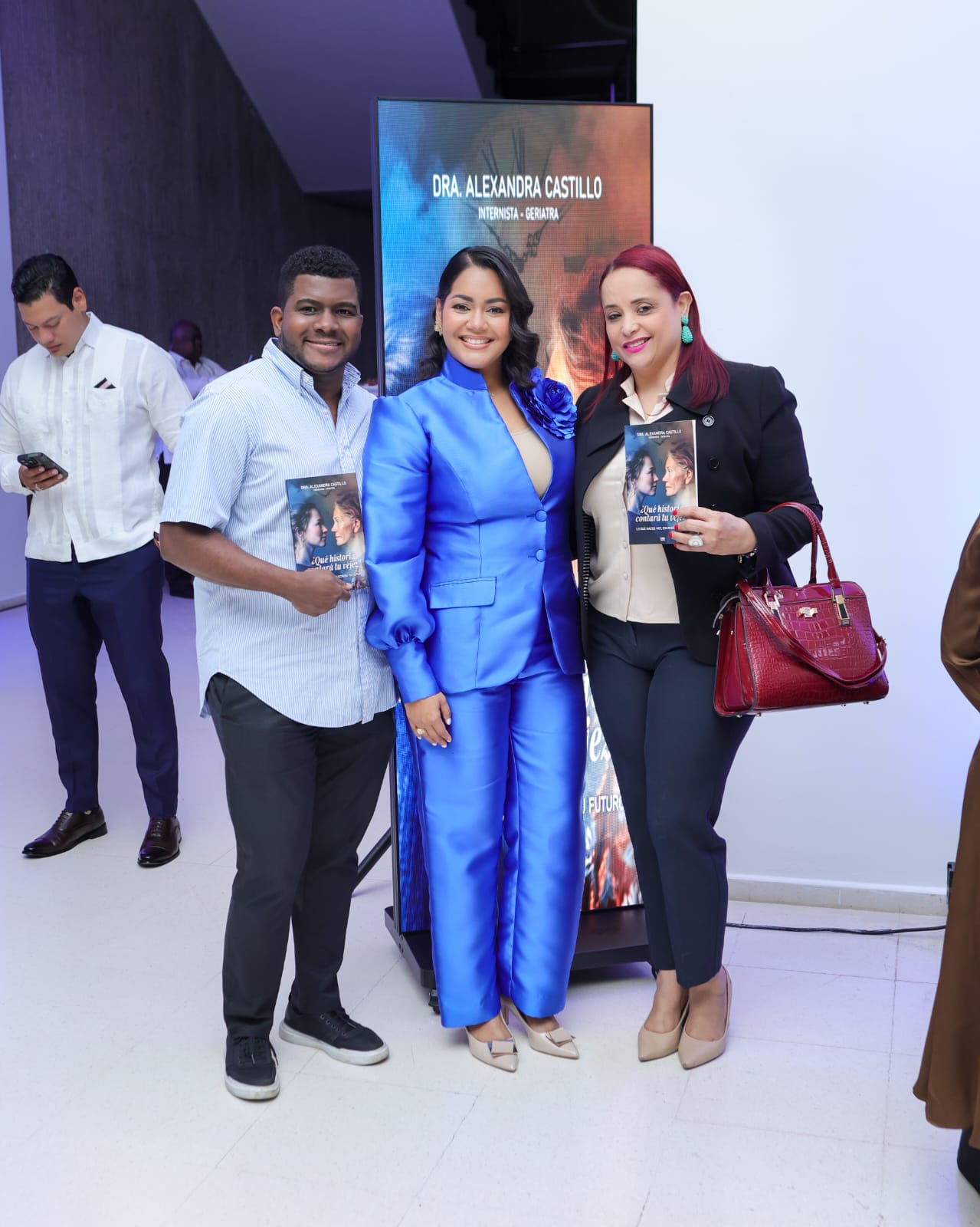 “¿Qué historia contará tu vejez?”, libro presentado por la doctora Alexandra Castillo