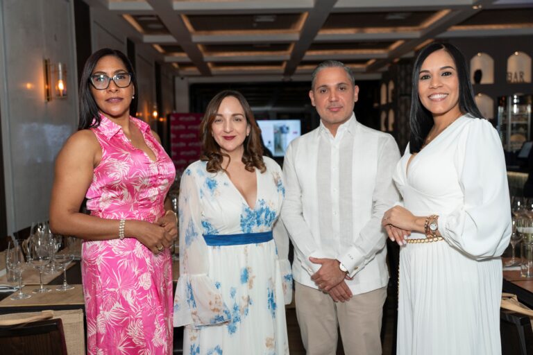 Amadita fortalece vínculos con la comunidad médica de la región Este