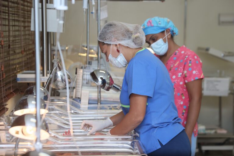 SNS reporta reducción de 57.5 % en mortalidad materna, 21 % infantil y 18% neonatal en primer trimestre de 2026