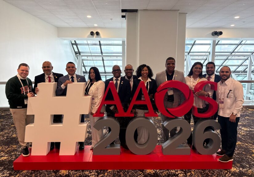 Titular SNS participa en el Congreso Mundial de Ortopedia en EE.UU.