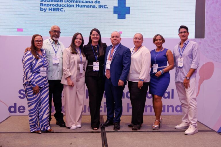 SDRH y Residencia de Obstetricia y Ginecología Hospital Luis Aybar realizan simposio internacional