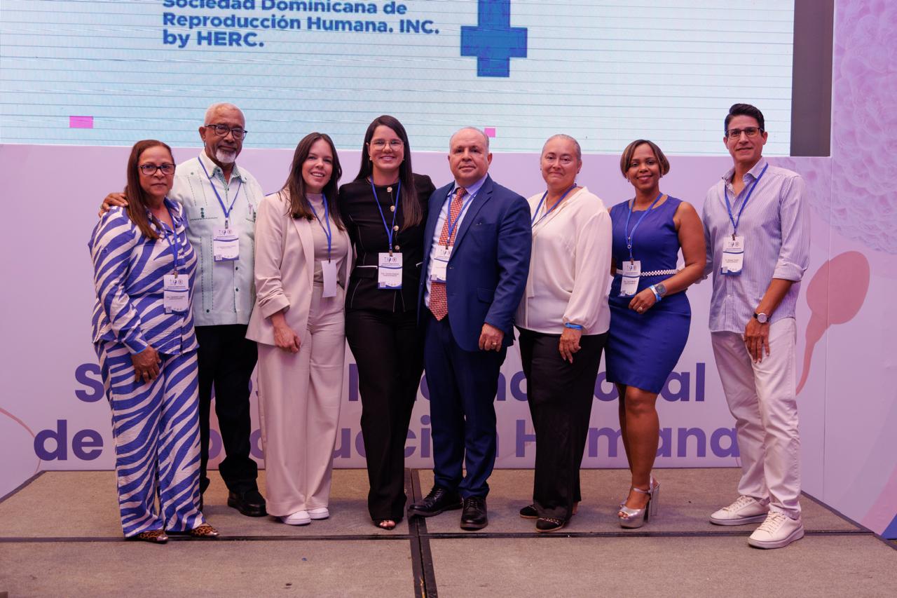 SDRH y Residencia de Obstetricia y Ginecología Hospital Luis Aybar realizan simposio internacional