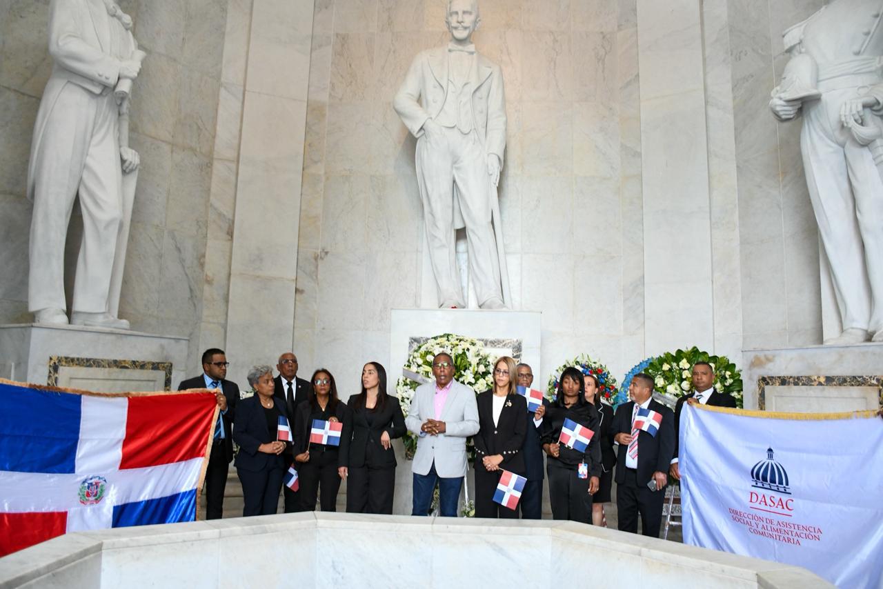 DASAC devuelve tranquilidad a familias afectadas por inundaciones y honra legado de Francisco del Rosario Sánchez