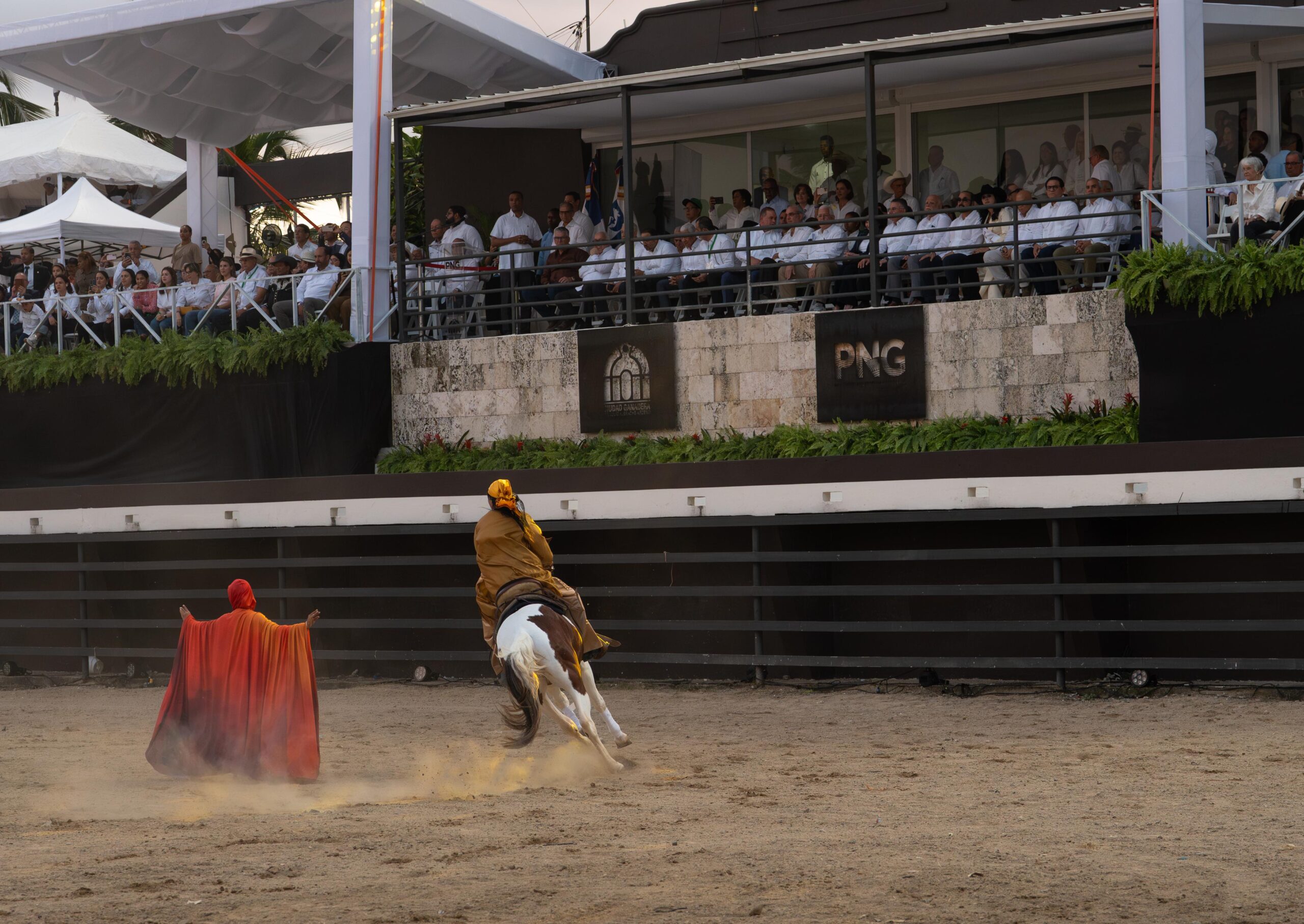 Abinader encabeza apertura de Feria Agropecuaria Nacional 2026 con Travesía World Show de PANACA RD