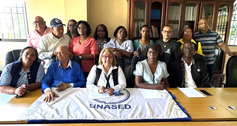 Gremios de enfermería convocan piquete frente al Palacio Nacional #manchetasalud #ms #mancheta #NOTI