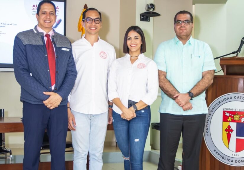 Sociedad Dominicana de Infectología fortalece capacidades de auditores de SENASA en uso racional de antimicrobianos