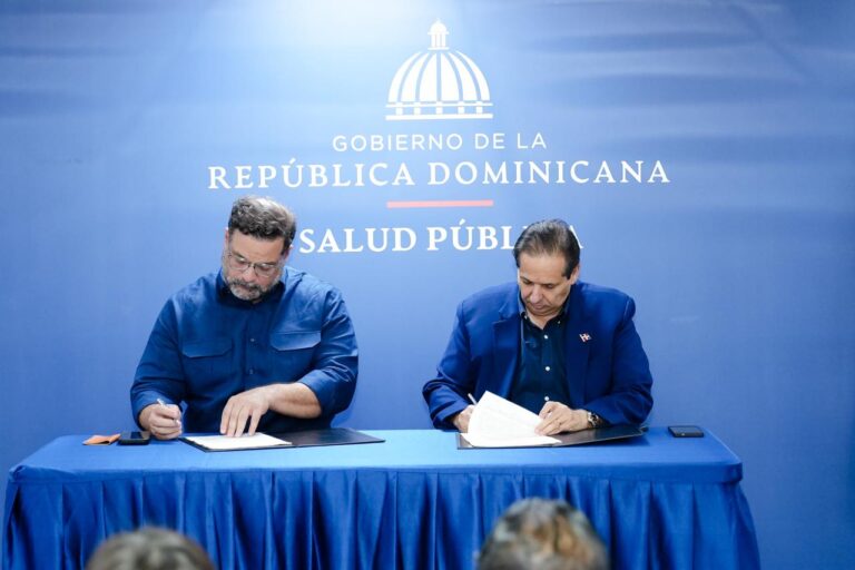 (VIDEO) Salud y Medio Ambiente firman convenio
