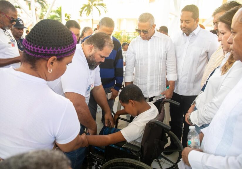 CONADIS acerca la inclusión a Azua con una gran jornada de servicios y atención integral