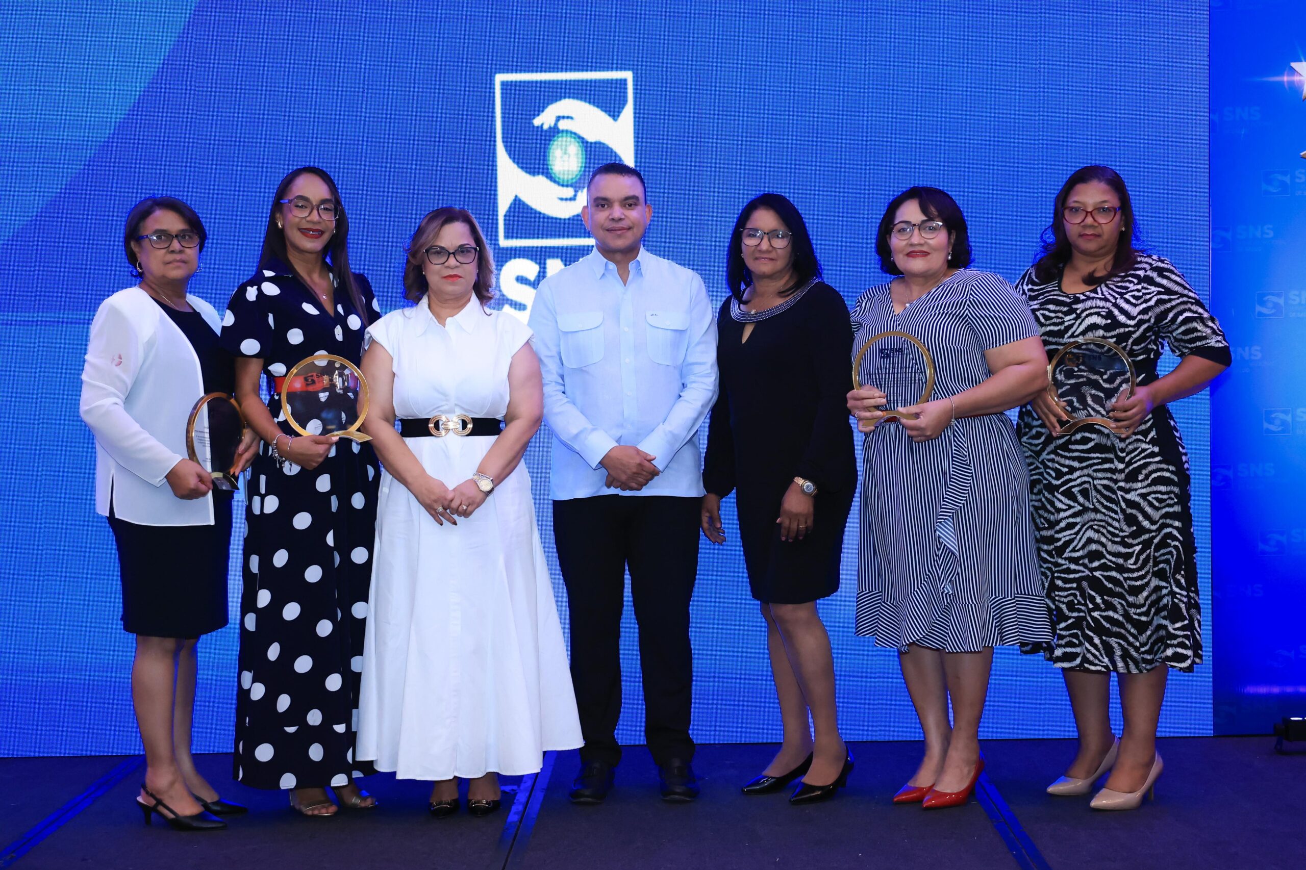 SNS celebra la tercera edición del Premio Nacional al Personal de Apoyo Diagnóstico