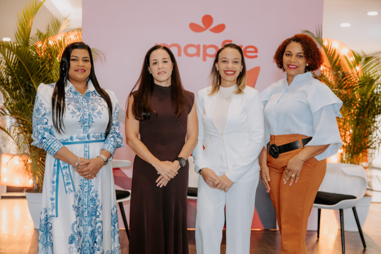 Yajahira Brea, Doris Alburquerque, Israelina Peña y Lissette García