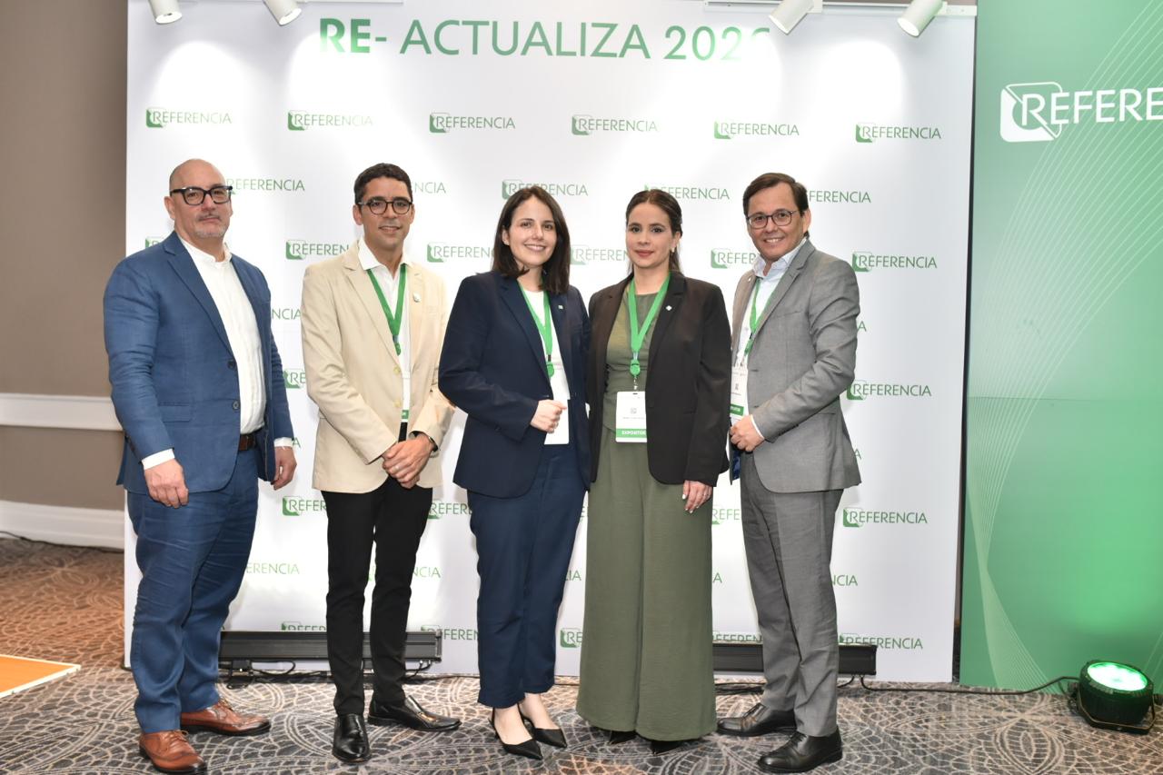 Foto 1, Expositores Víctor Pérez, Ignacio Bressán, Joana Bacalhau, Wendy López.
