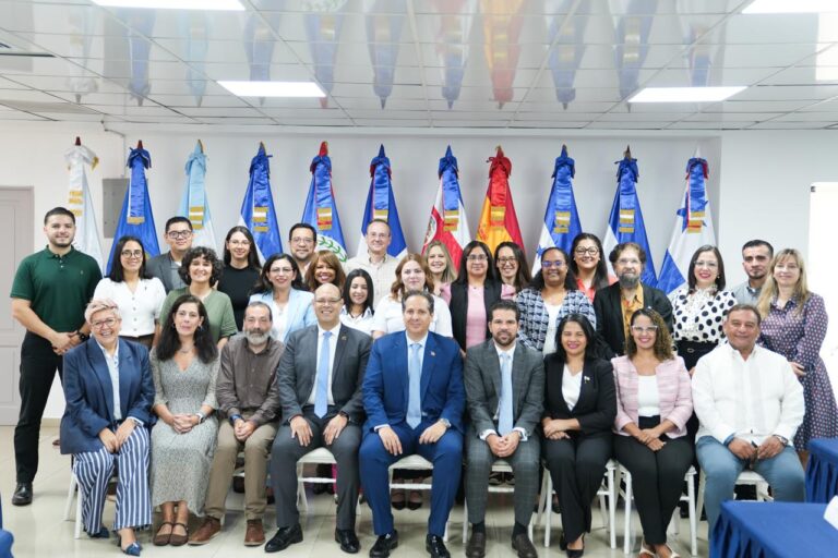 Región SICA intercambiará experiencias para fortalecer evaluación de medicamentos