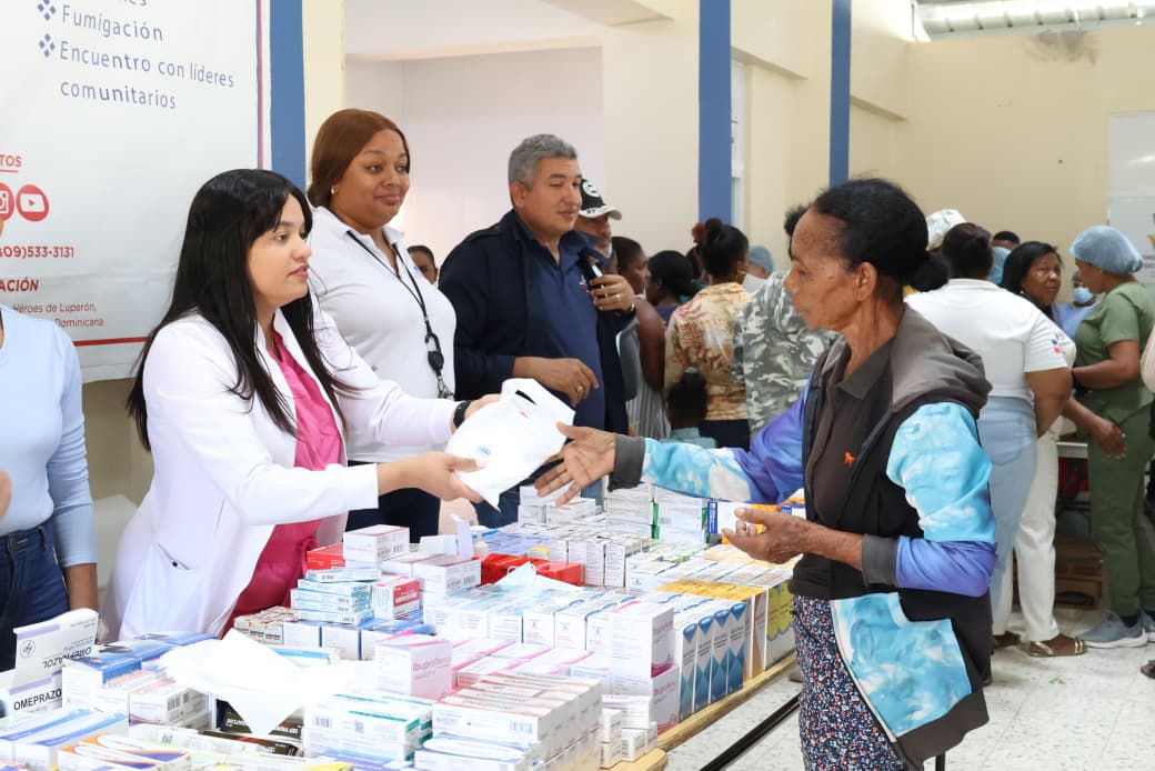 Desarrollo de la Comunidad realiza jornada asistencial en Elías Piña