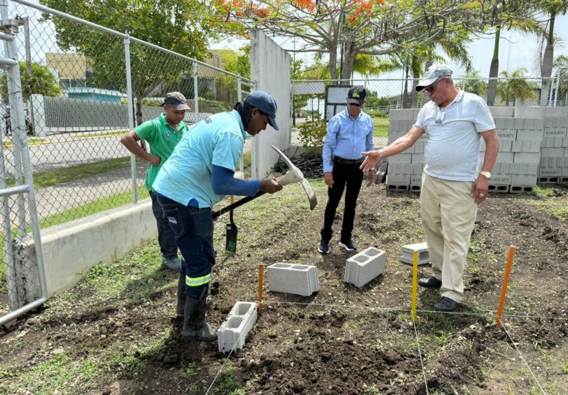 RESIDE y Ministerio de Agricultura impulsan rehabilitación de huerto comunitario