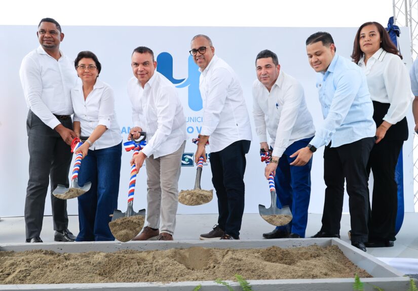 SNS entrega dos Centros de Primer Nivel e inicia remozamiento del Hospital Ramón Adriano Villalona en Dajabón