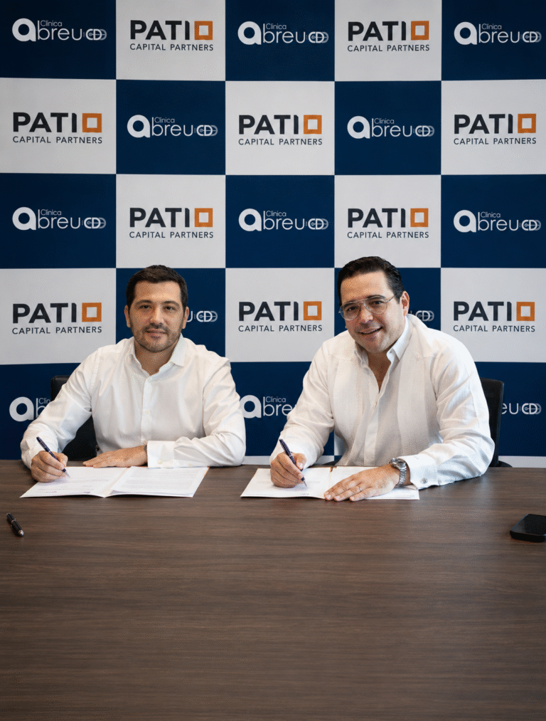 Clínica Abreu CDD y Patio Capital Partners firman acuerdo para desarrollar una red de servicios de urgencias, diagnóstico y atención médica en nuevos desarrollos urbanos de Santo Domingo